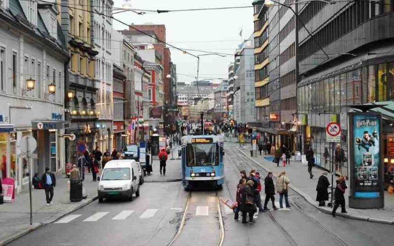 النرويج | النقل والمواصلات : تم تغريم 39 من سائقي سيارات الأجرة خلال تفتيش للشرطة في أوسلو